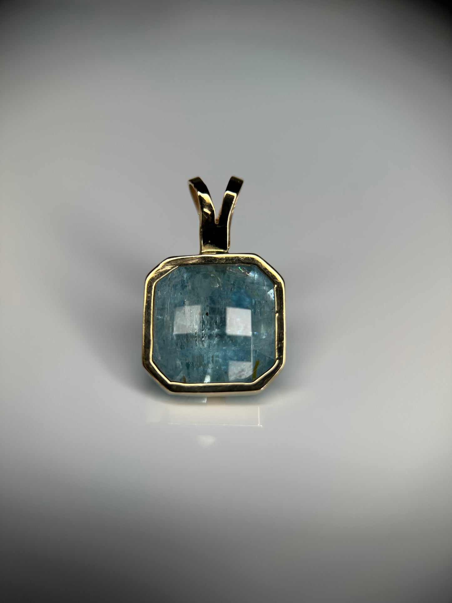 Octagonal Aquamarine Pendant