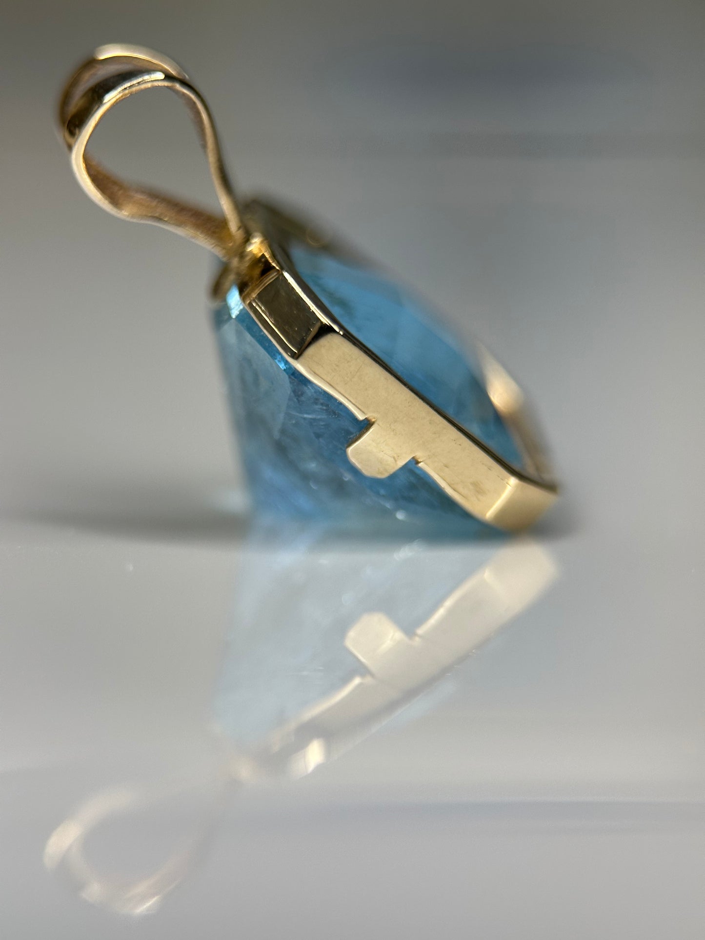 Octagonal Aquamarine Pendant