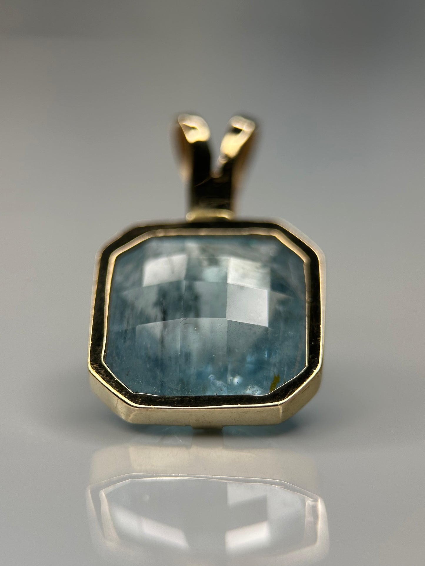 Octagonal Aquamarine Pendant